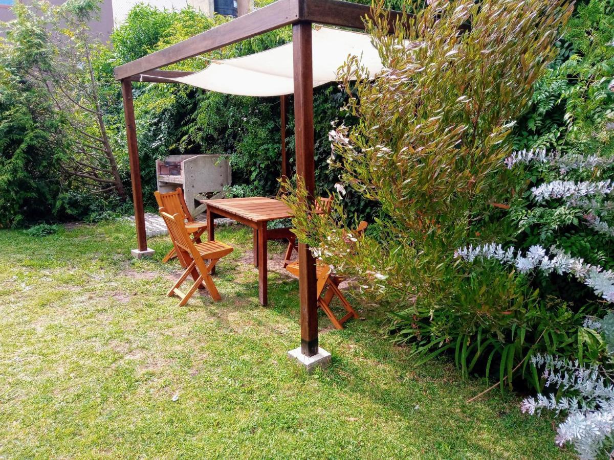Casita Moderna Frente Al Bosque Apartment Mar del Plata Bagian luar foto