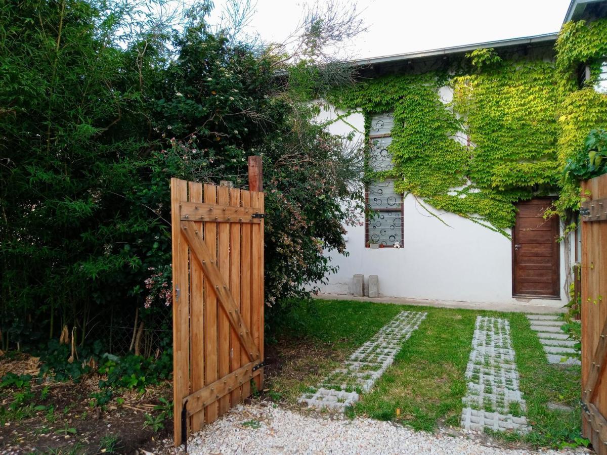 Casita Moderna Frente Al Bosque Apartment Mar del Plata Bagian luar foto